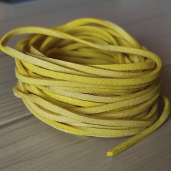 Cordon Plano de Gamuza - Paquete de 5mts - Amarillo Claro