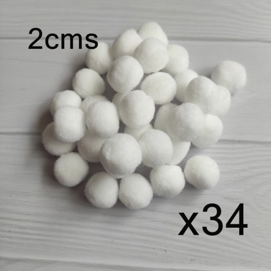 Pompones de Poliester de 2cms - 34 uds✔️